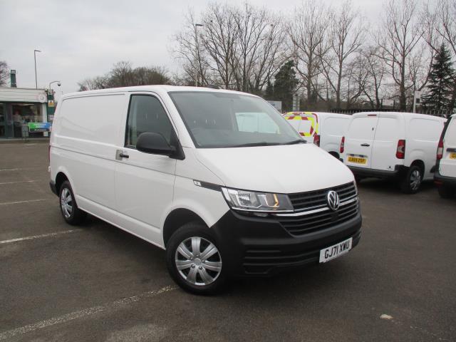 2021 Volkswagen Transporter T28 SWB 2.0TDI 110 STARTLINE BUSINESS (GJ71XWU) Image 2