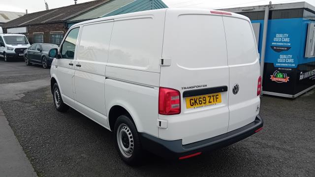 2019 Volkswagen Transporter 2.0 Tdi Bmt 102 Startline Van Euro 6 (GK69ZTF) Image 7