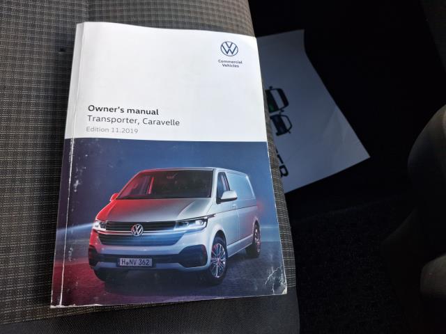 2020 Volkswagen Transporter T28 SWB STARTLINE 110PS BUSINESS  AIR CON  EURO 6 (GK70LNV) Image 22