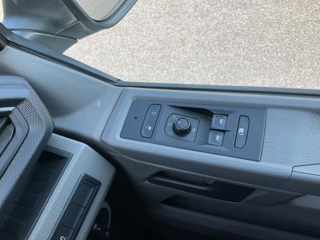 2021 Volkswagen Transporter 2.0 Tdi 110 Startline Business Van SWB (GK71MZZ) Image 31
