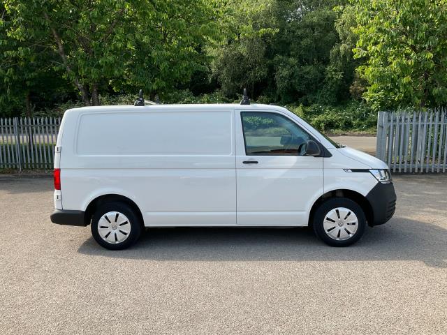 2021 Volkswagen Transporter 2.0 Tdi 110 Startline Business Van SWB (GK71MZZ) Image 15