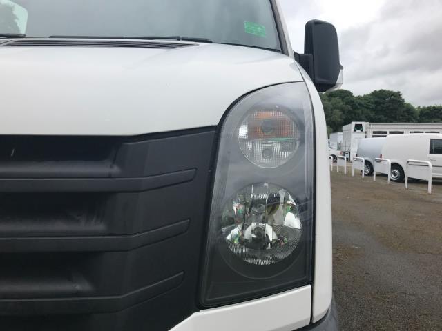2017 Volkswagen Crafter  CR35 LWB DIESEL 2.0 BMT TDI 140PS HIGH ROOF EURO 6 (GL17AHD) Thumbnail 12
