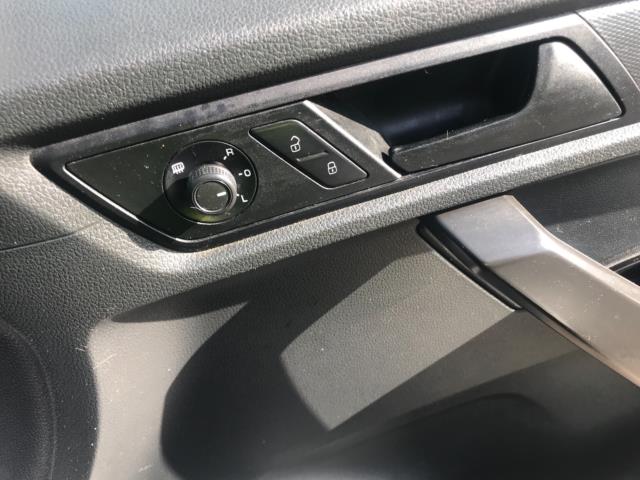 2018 Volkswagen Caddy 2.0 Tdi Bluemotion Tech 102Ps Startline Van Euro 6 (GL18LKZ) Image 19
