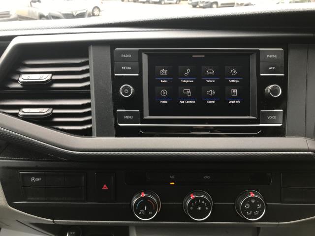 2022 Volkswagen Transporter 2.0 Tdi 110 Startline Business Van (GL22DXS) Image 24