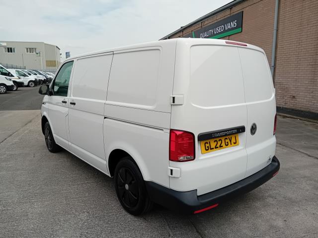 2022 Volkswagen Transporter T28 SWB STARTLINE 110PS BUSINESS  AIR CON  EURO 6 (GL22GYJ) Image 8