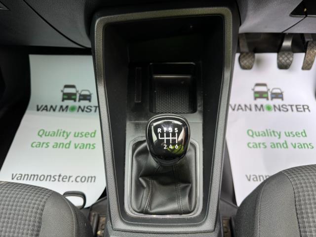 2022 Volkswagen Caddy 2.0 Tdi 102Ps Commerce Van Business (GL22JKO) Image 33