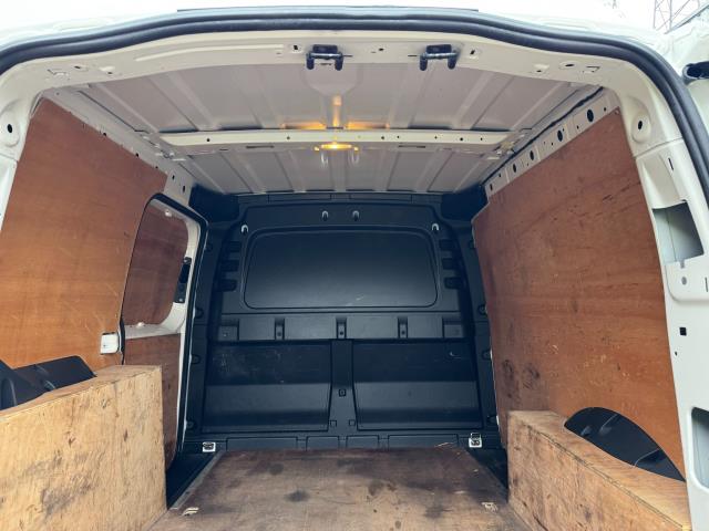 2022 Volkswagen Caddy 2.0 Tdi 102Ps Commerce Van Business (GL22JKO) Image 57