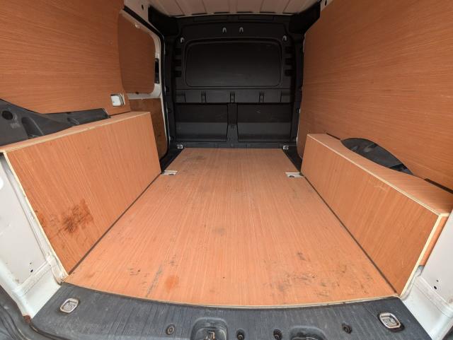 2022 Volkswagen Caddy 2.0 Tdi 102Ps Commerce Van [Business] (GL22JMO) Image 12