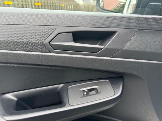 2022 Volkswagen Caddy 2.0 Tdi 102Ps Commerce Van Business (GL22JZG) Image 44