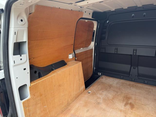 2022 Volkswagen Caddy 2.0 Tdi 102Ps Commerce Van Business (GL22JZG) Image 53