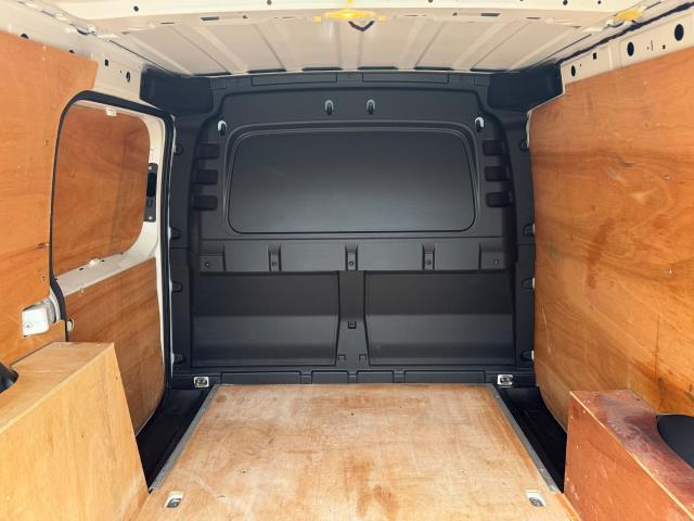 2022 Volkswagen Caddy 2.0 Tdi 102Ps Commerce Van Business (GL22JZG) Image 52