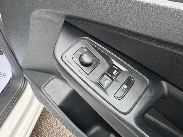 2022 Volkswagen Caddy 2.0 Tdi 102Ps Commerce Van Business (GL22JZG) Image 19