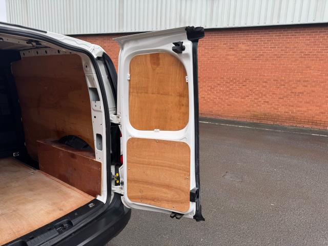 2022 Volkswagen Caddy 2.0 Tdi 102Ps Commerce Van Business (GL22JZG) Image 58