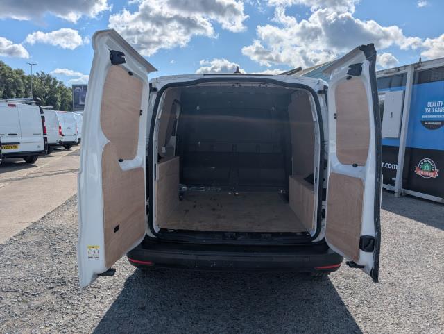 2022 Volkswagen Caddy 2.0 Tdi 102Ps Commerce Van [Business] *Restricted to 70mph* (GL22JZO) Image 11