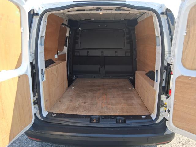 2022 Volkswagen Caddy 2.0 Tdi 102Ps Commerce Van [Business] (GL22JZU) Image 17