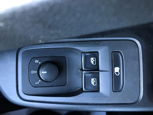 2022 Volkswagen Caddy 2.0 Tdi 102Ps Commerce Van [Business] (GL22KSU) Image 22