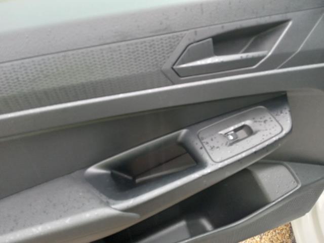 2022 Volkswagen Caddy 2.0 Tdi 102Ps Commerce Van [Business] SPEED LIMITER 68 MPH (GL22MLV) Image 21