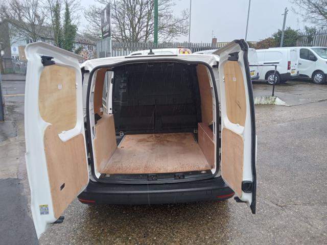 2022 Volkswagen Caddy 2.0 Tdi 102Ps Commerce Van [Business] SPEED LIMITER 68 MPH (GL22MLV) Image 11