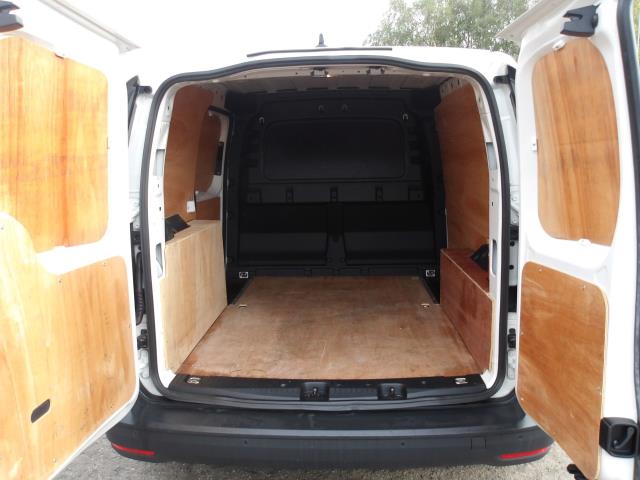 2022 Volkswagen Caddy 2.0 Tdi 102Ps Commerce Van [Business] (GL22PLJ) Image 16