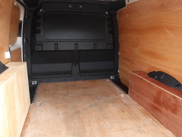 2022 Volkswagen Caddy 2.0 Tdi 102Ps Commerce Van [Business] (GL22PLJ) Image 17