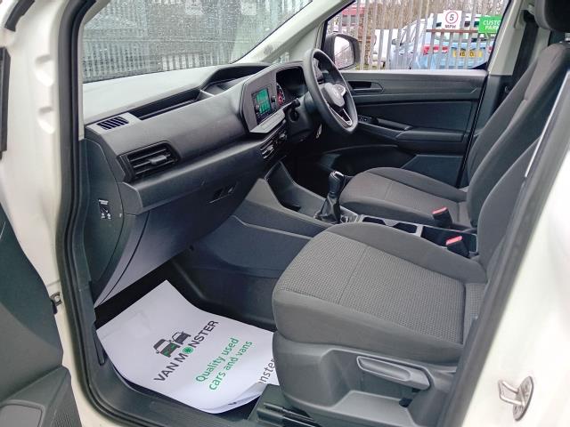 2022 Volkswagen Caddy C20 2.0TDI COMMERCE BUSINESS 102PS EURO 6 AIR CON (GL22RVJ) Image 21