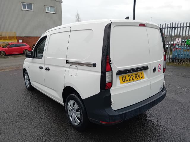 2022 Volkswagen Caddy C20 2.0TDI COMMERCE BUSINESS 102PS EURO 6 AIR CON (GL22RVJ) Image 5