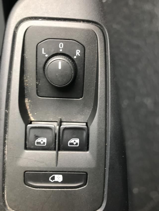 2022 Volkswagen Caddy 2.0 Tdi 102Ps Commerce Van [Business] (GL22RVU) Image 26