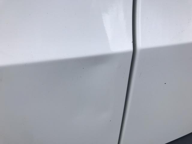 2022 Volkswagen Caddy 2.0 Tdi 102Ps Commerce Van [Business] (GL22RVU) Image 33