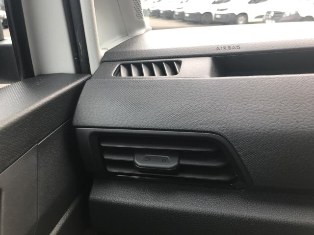 2022 Volkswagen Caddy 2.0 Tdi 102Ps Commerce Van [Business] (GL22RVU) Image 28