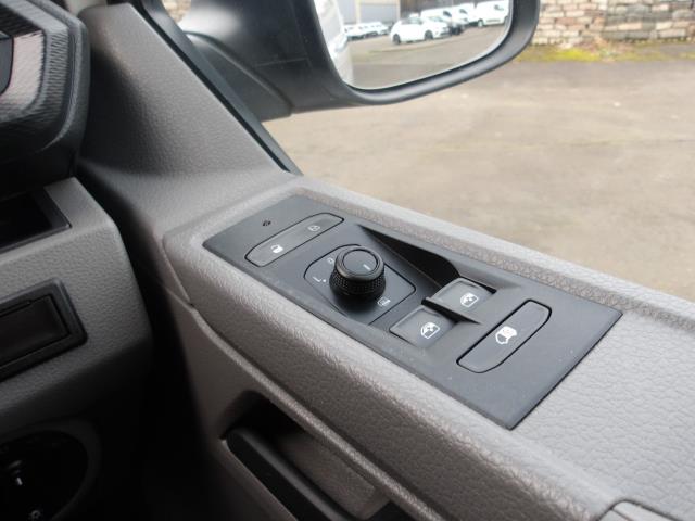 2022 Volkswagen Transporter 2.0 Tdi 110 Startline Business Van (GL22UXJ) Image 32