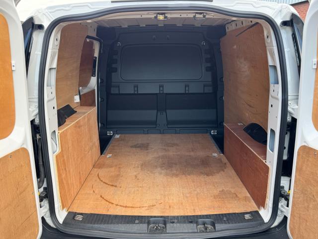 2022 Volkswagen Caddy 2.0 Tdi 102Ps Commerce Van Business (GL22YGE) Image 52