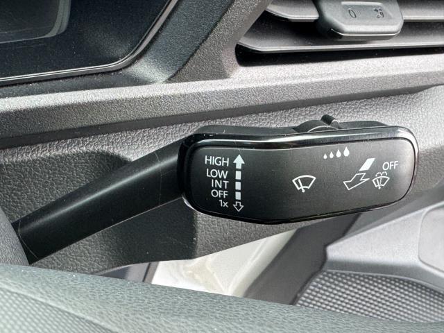 2022 Volkswagen Caddy 2.0 Tdi 102Ps Commerce Van Business (GL22YGE) Image 26