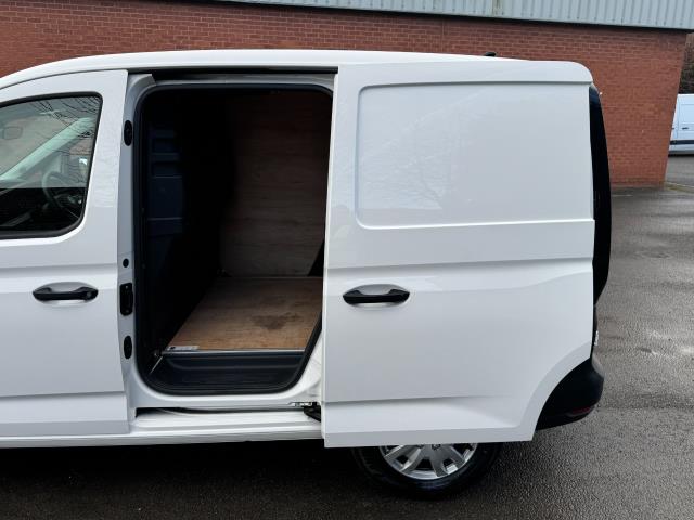 2022 Volkswagen Caddy 2.0 Tdi 102Ps Commerce Van Business (GL22YGE) Image 50