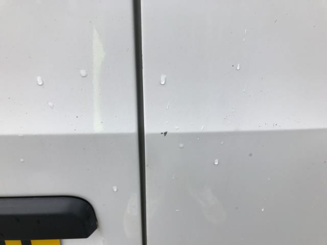 2022 Volkswagen Crafter 2.0 Tdi 140Ps Startline Business High Roof Van (GL22YGO) Image 30
