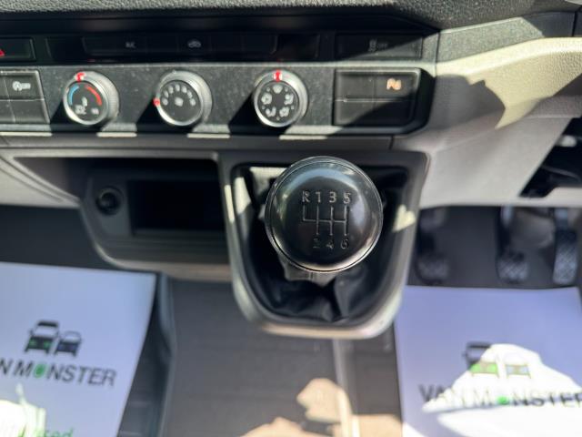 2022 Volkswagen Crafter 2.0 Tdi 140Ps Startline Business High Roof Van (GL22YXO) Image 33
