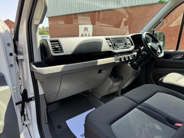2022 Volkswagen Crafter 2.0 Tdi 140Ps Startline Business High Roof Van (GL22YXO) Image 36