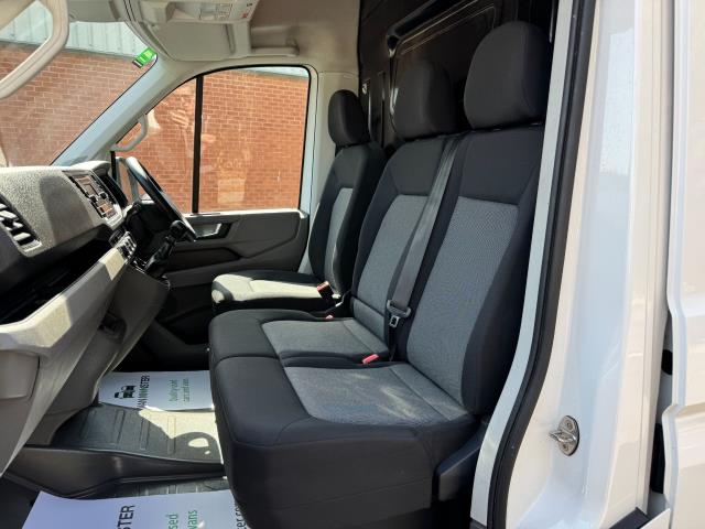 2022 Volkswagen Crafter 2.0 Tdi 140Ps Startline Business High Roof Van (GL22YXO) Image 38