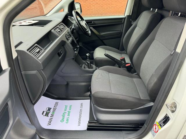 2018 Volkswagen Caddy C20 2.0TDI BLUEMOTION TECH 102PS STARTLINE EURO 6 (GL68ANV) Image 29