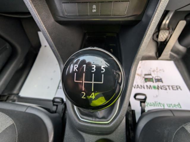 2018 Volkswagen Caddy Maxi 2.0 Tdi Bluemotion Tech 102Ps Startline Van (GL68FFG) Image 26