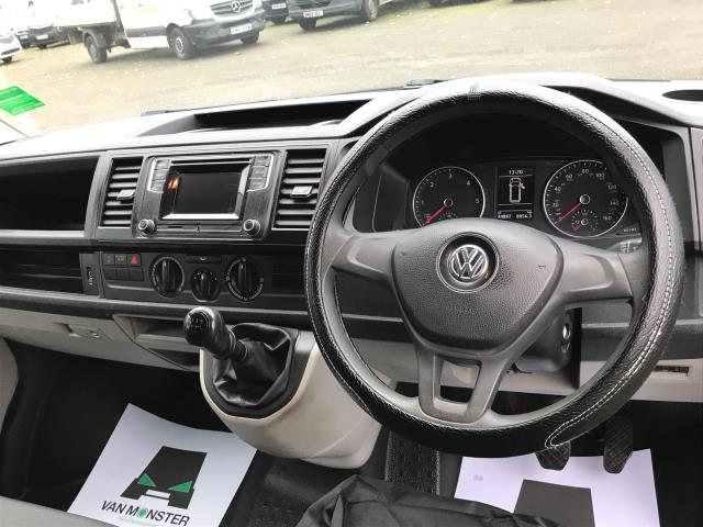 2018 Volkswagen Transporter 2.0 TDI BMT 102 STARTLINE VAN EURO 6 (GL68HCZ) Image 18