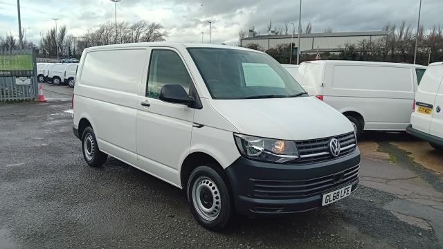 2018 Volkswagen Transporter 2.0 Tdi Bmt 102 Startline Van Euro 6 (GL68LFE) Image 2