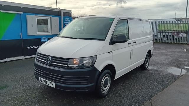 2018 Volkswagen Transporter 2.0 Tdi Bmt 102 Startline Van Euro 6 (GL68LFE) Image 4