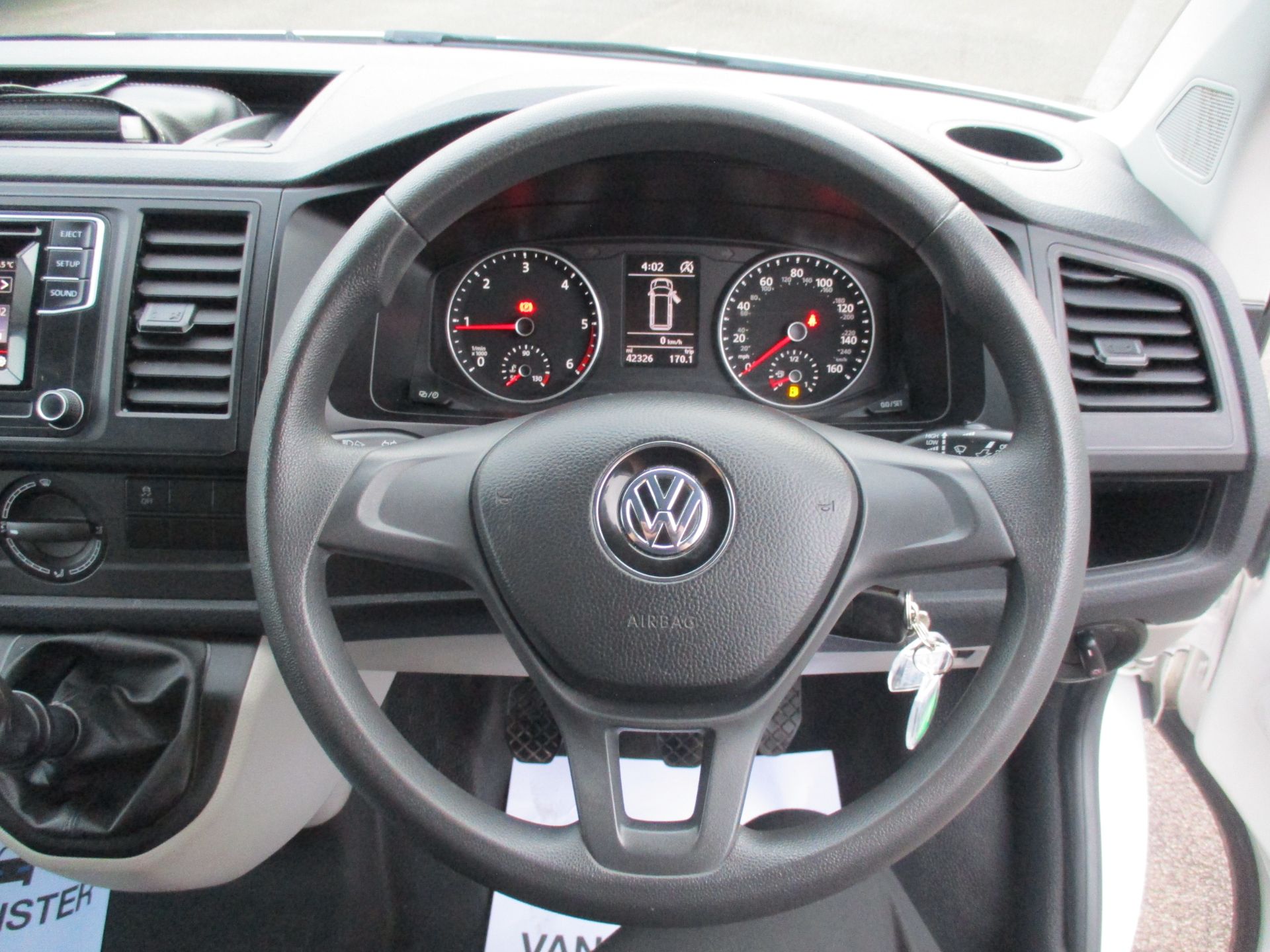 2019 Volkswagen Transporter 2.0 Tdi Bmt 102 Startline Van Euro 6 (GL69EKN) Thumbnail 13