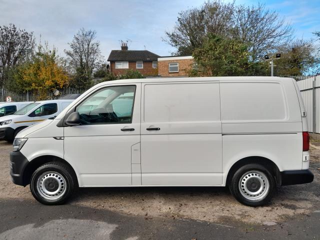 2019 Volkswagen Transporter 2.0 Tdi Bmt 102 Startline Van Euro 6 (GL69LTF) Image 6