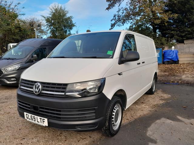 2019 Volkswagen Transporter 2.0 Tdi Bmt 102 Startline Van Euro 6 (GL69LTF) Image 4