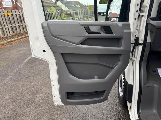 2020 Volkswagen Crafter 2.0 Tdi 140Ps Trendline High Roof Van (GL70MKC) Image 40