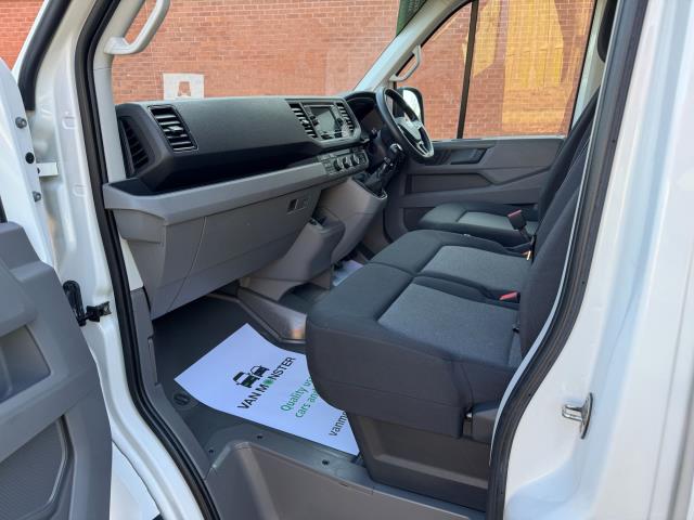 2020 Volkswagen Crafter 2.0 Tdi 140Ps Trendline Business High Roof Van EURO 6 (GL70UKU) Image 35