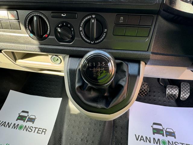 2019 Volkswagen Transporter 2.0 Tdi Bmt 102 Startline Van Euro 6 (GM19RHO) Image 27
