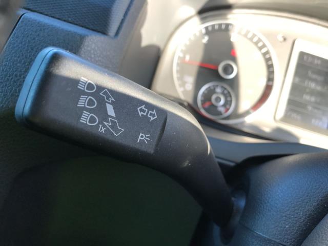 2019 Volkswagen Caddy C20 2.0TDI BMT 102PS TRENDLINE  AIR CON  EURO 6 (GM19UNE) Image 34