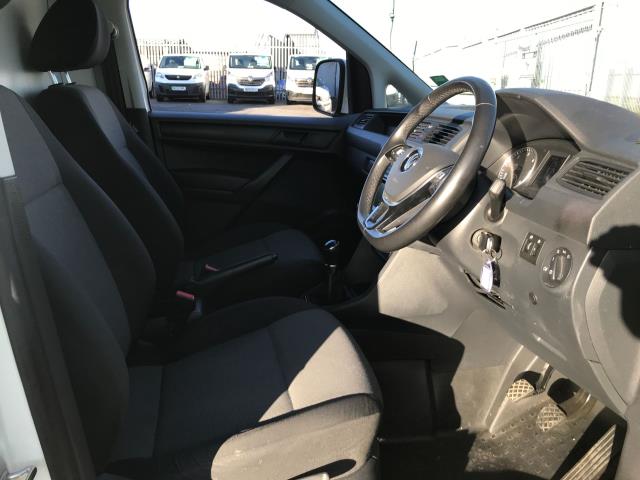 2019 Volkswagen Caddy C20 2.0TDI BMT 102PS TRENDLINE  AIR CON  EURO 6 (GM19UNE) Image 21
